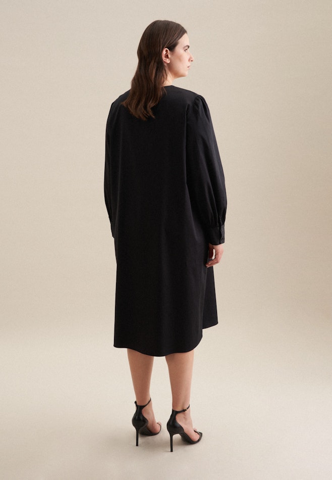 Curvy Robe Regular Manche Longue dans Noir | Boutique en ligne Seidensticker