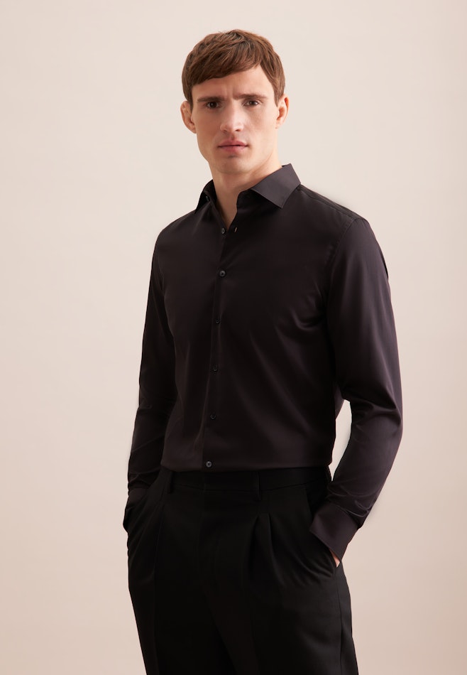 Shaped Business shirt Uni in Black | Seidensticker online shop