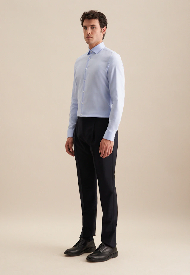 Shaped Chemise d'affaires Uni in Bleu Clair |  Seidensticker Onlineshop