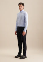 Shaped Chemise d'affaires Uni in Bleu Clair |  Seidensticker Onlineshop