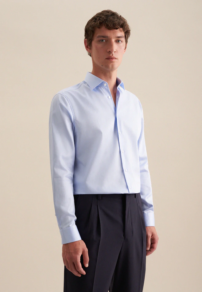 Regular Chemise d'affaires Uni dans Bleu Clair | Boutique en ligne Seidensticker