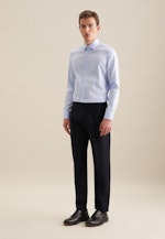 Chemise Business Shaped Satin Col Kent in Bleu Clair |  Seidensticker Onlineshop