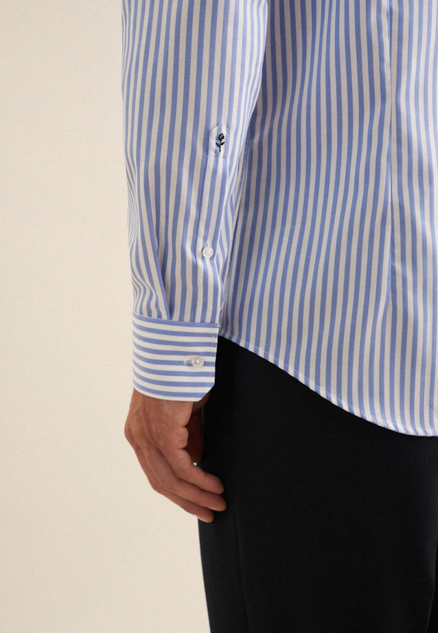 Shaped Chemise d'affaires Rayures in Bleu Moyen |  Seidensticker Onlineshop