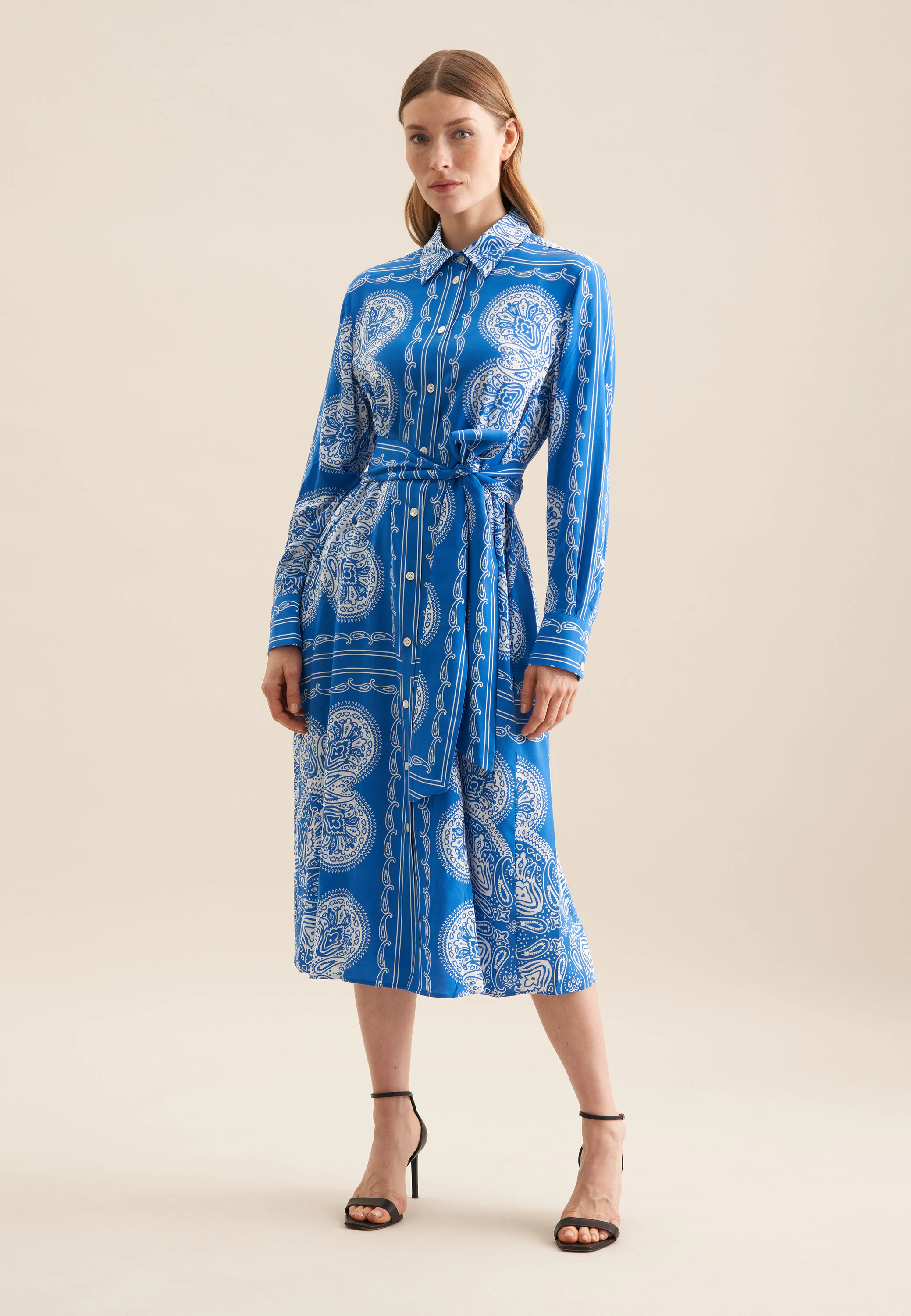 Kleid Tuchprint Blau