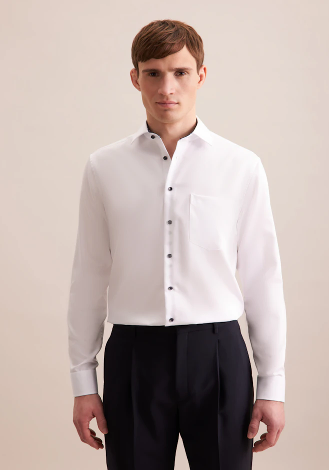 Regular Chemise d'affaires Uni dans Blanc | Boutique en ligne Seidensticker