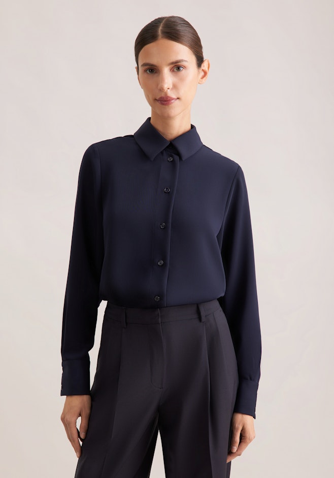 Hemdbluse aus fließender ware in Dunkelblau | Seidensticker Onlineshop