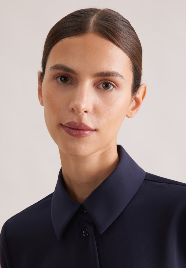 Hemdbluse aus fließender Ware in Dunkelblau |  Seidensticker Onlineshop