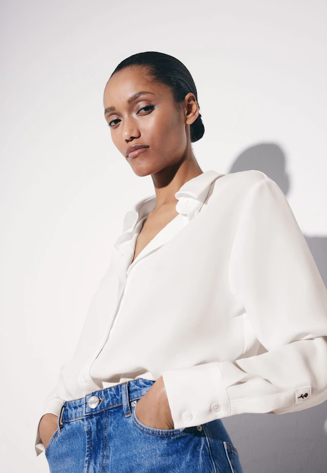 Hemdbluse aus fließender ware in Off-White |  Seidensticker Onlineshop