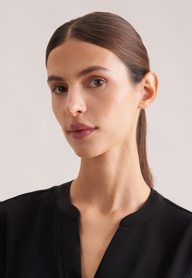 Tunika aus fließender Ware in Schwarz |  Seidensticker Onlineshop