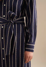 Robe Imprimé Chaîne in Bleu Foncé |  Seidensticker Onlineshop
