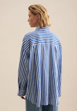 Longbluse Streifen in Mittelblau |  Seidensticker Onlineshop