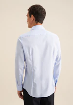 Shaped Chemise d'affaires Uni in Bleu Moyen |  Seidensticker Onlineshop
