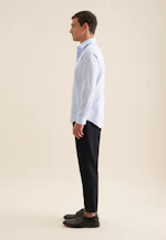 Shaped Chemise d'affaires Uni in Bleu Moyen |  Seidensticker Onlineshop