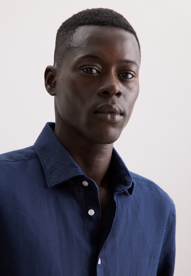 Regular Chemise d'affaires Uni in Bleu Foncé |  Seidensticker Onlineshop