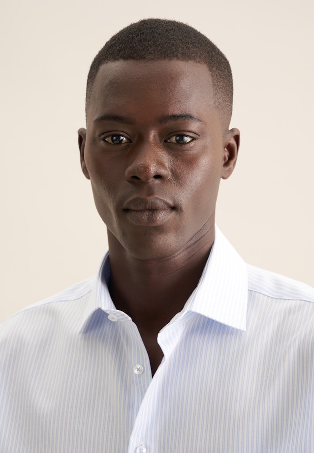 Regular Chemise d'affaires rayures in Bleu Clair |  Seidensticker Onlineshop