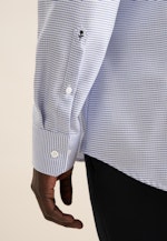 Shaped Business shirt Structure in Light Blue |  Seidensticker Onlineshop