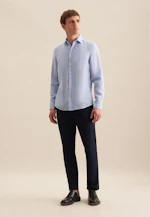 Shaped Chemise d'affaires Uni in Bleu Clair |  Seidensticker Onlineshop