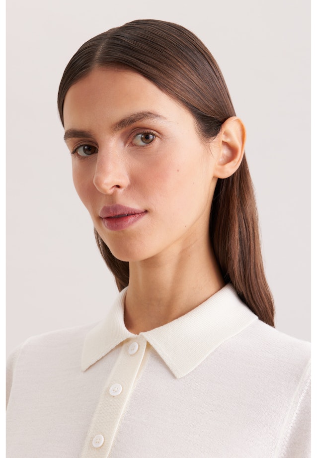 Leichtes Strick Poloshirt aus Wolle und Seide in Ecru |  Seidensticker Onlineshop