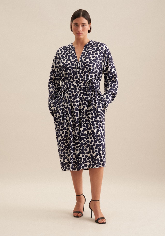 Kleid Punkte in Dunkelblau | Seidensticker Onlineshop