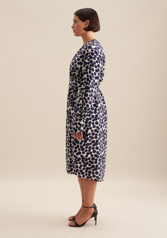 Kleid Punkte in Dunkelblau | Seidensticker Onlineshop