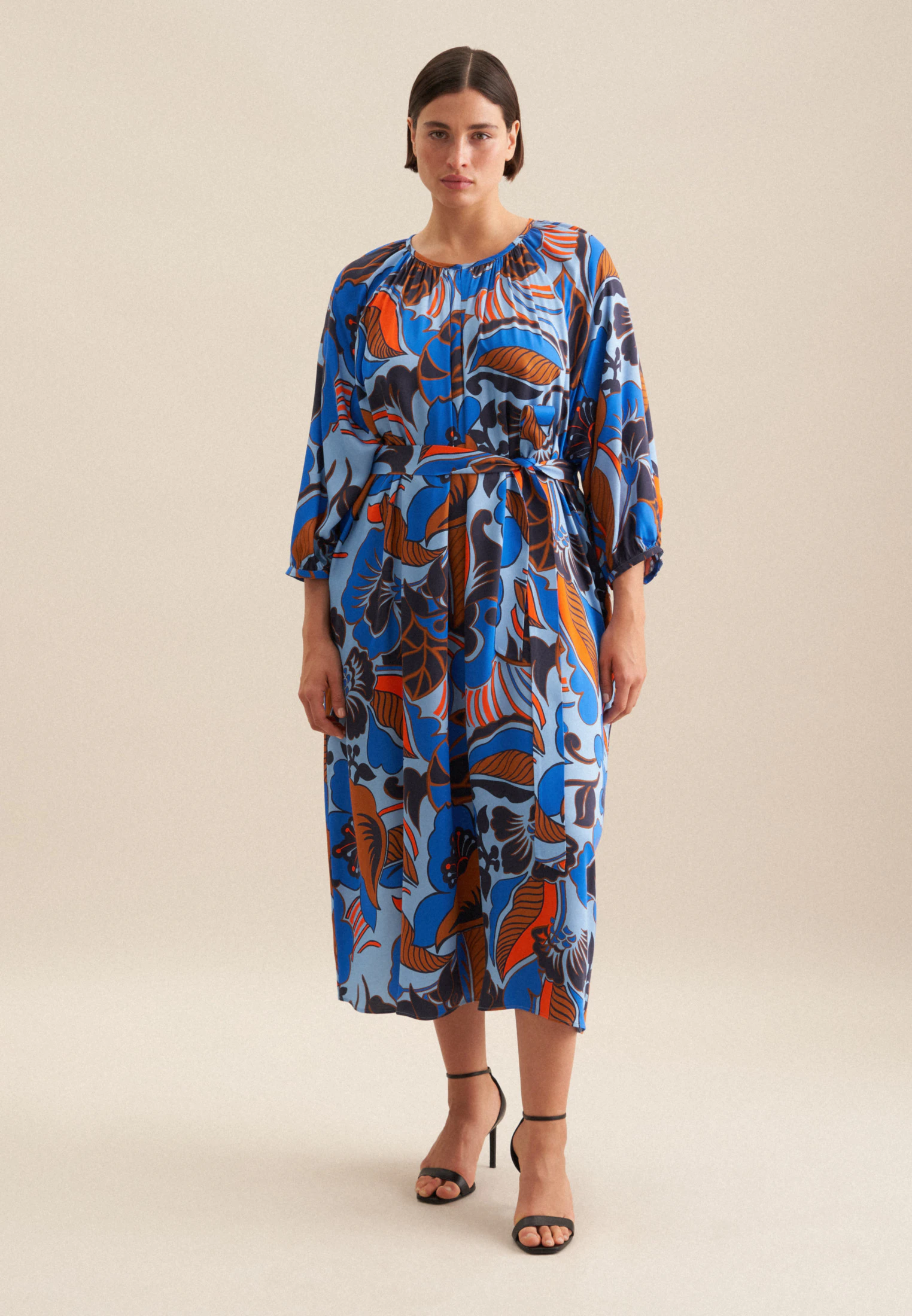 Kleid Floral Blau