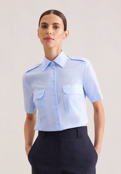 Slim Pilotenbluse Uni in Hellblau |  Seidensticker Onlineshop