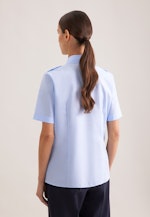 Slim Pilotenbluse Uni in Hellblau |  Seidensticker Onlineshop