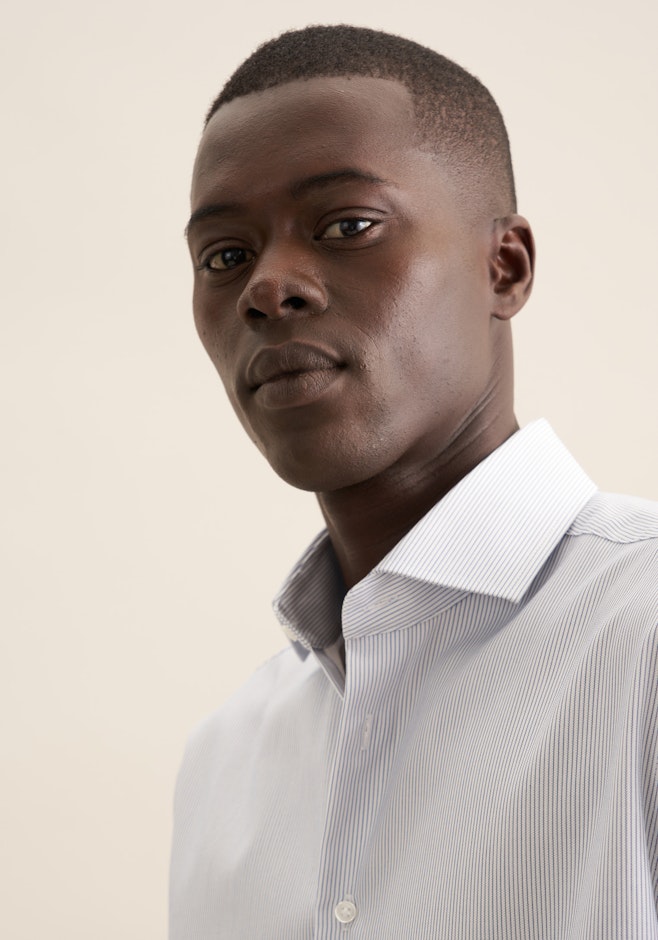 Regular Business Hemd Streifen in Mittelblau | Seidensticker Onlineshop