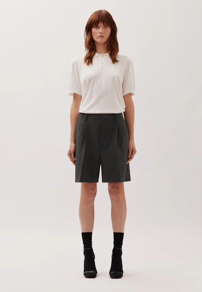 Shorts mit Bundfalten in Schwarz |  Seidensticker Onlineshop