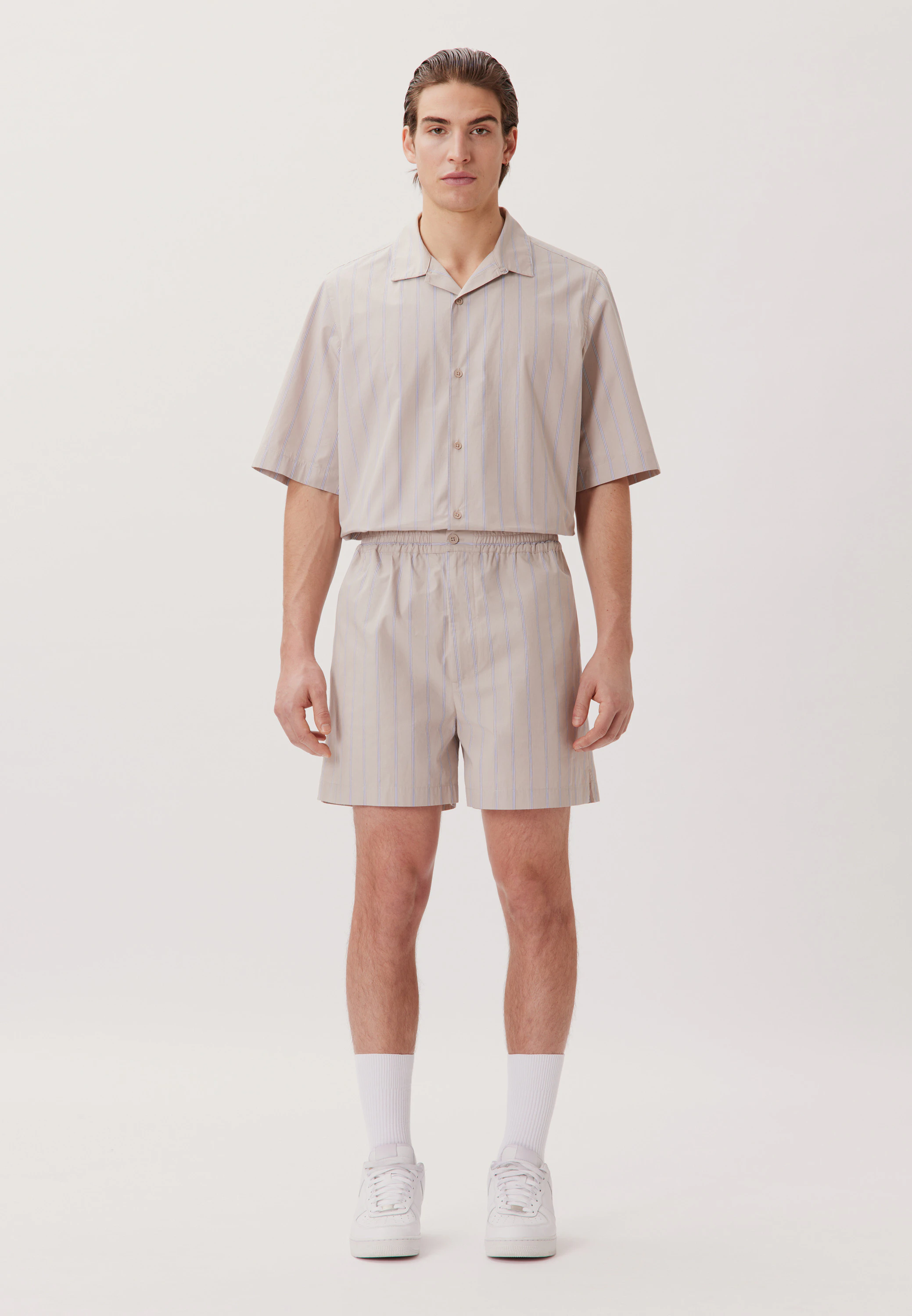 Regular Shorts Streifen Braun