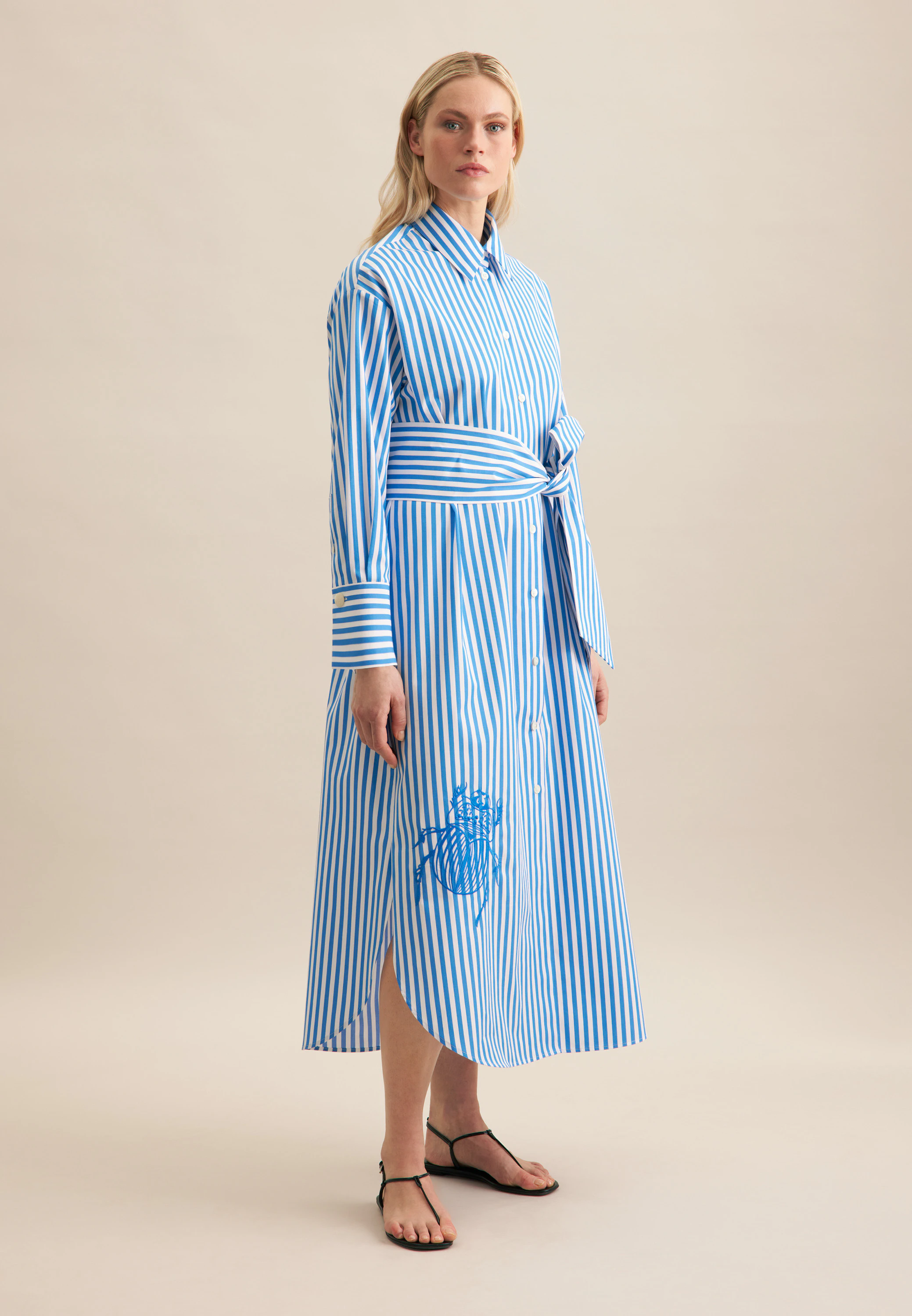Kleid Streifen Blau