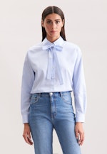 Hemdbluse mit abnehmbarer Schluppe in Hellblau |  Seidensticker Onlineshop