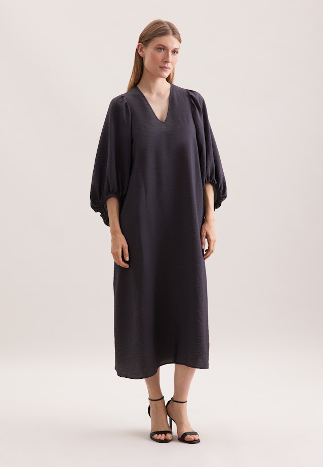 Blusenkleid mit Taillengürtel aus strukturierter Viskose in Grau |  Seidensticker Onlineshop