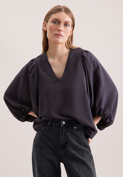 Blusenshirt mit Volumenärmel aus strukturierter Viskose in Grey |  Seidensticker Onlineshop