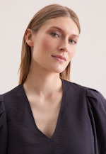 Blusenshirt mit Volumenärmel aus strukturierter Viskose in Grau |  Seidensticker Onlineshop