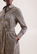 Hemdblusenkleid aus Baumwollsatin mit Print in Weiß |  Seidensticker Onlineshop