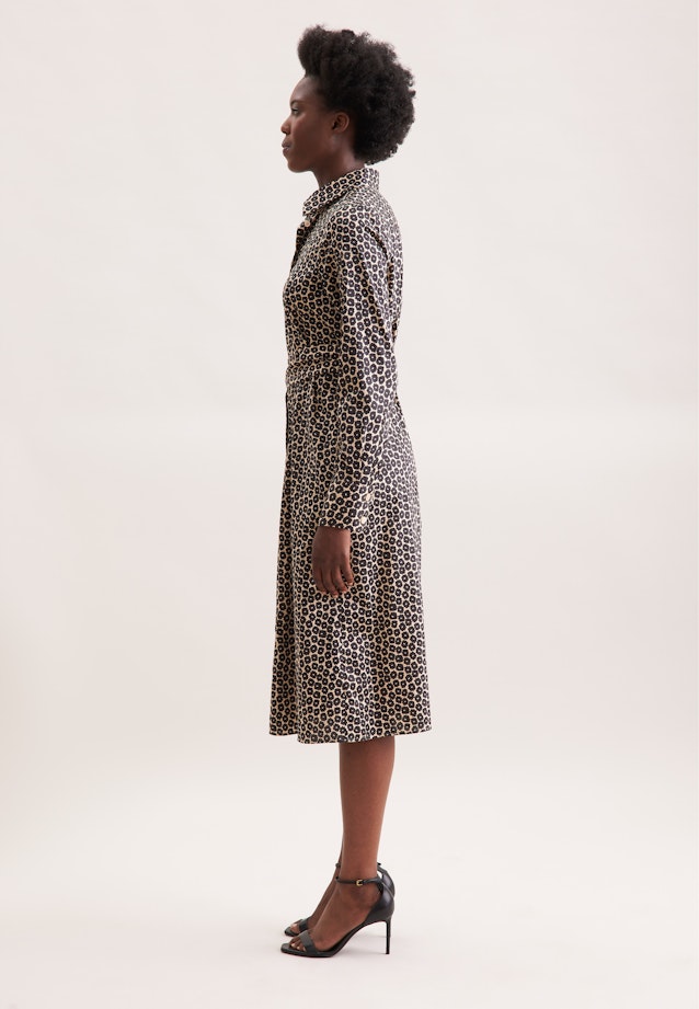 Hemdblusenkleid aus Baumwollsatin mit Print in Weiß |  Seidensticker Onlineshop