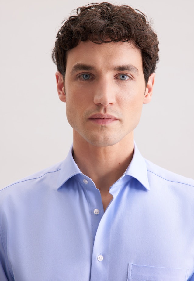 Regular Performance-Hemd Uni in Mittelblau |  Seidensticker Onlineshop