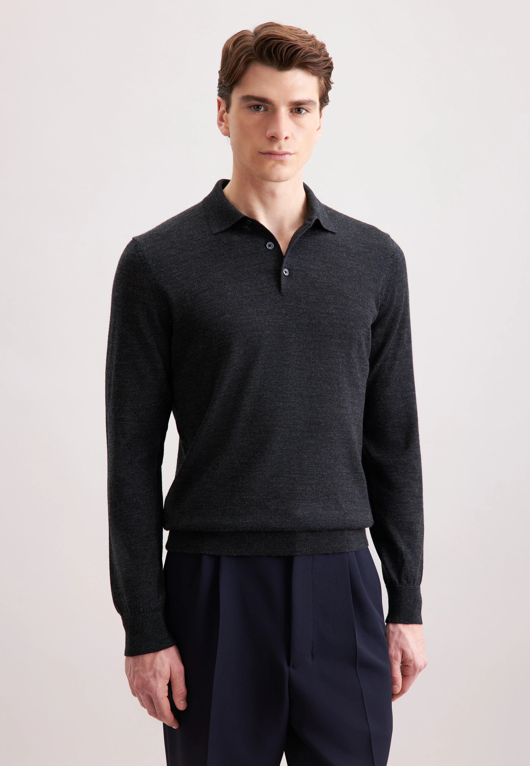Regular Pullover Uni Grau