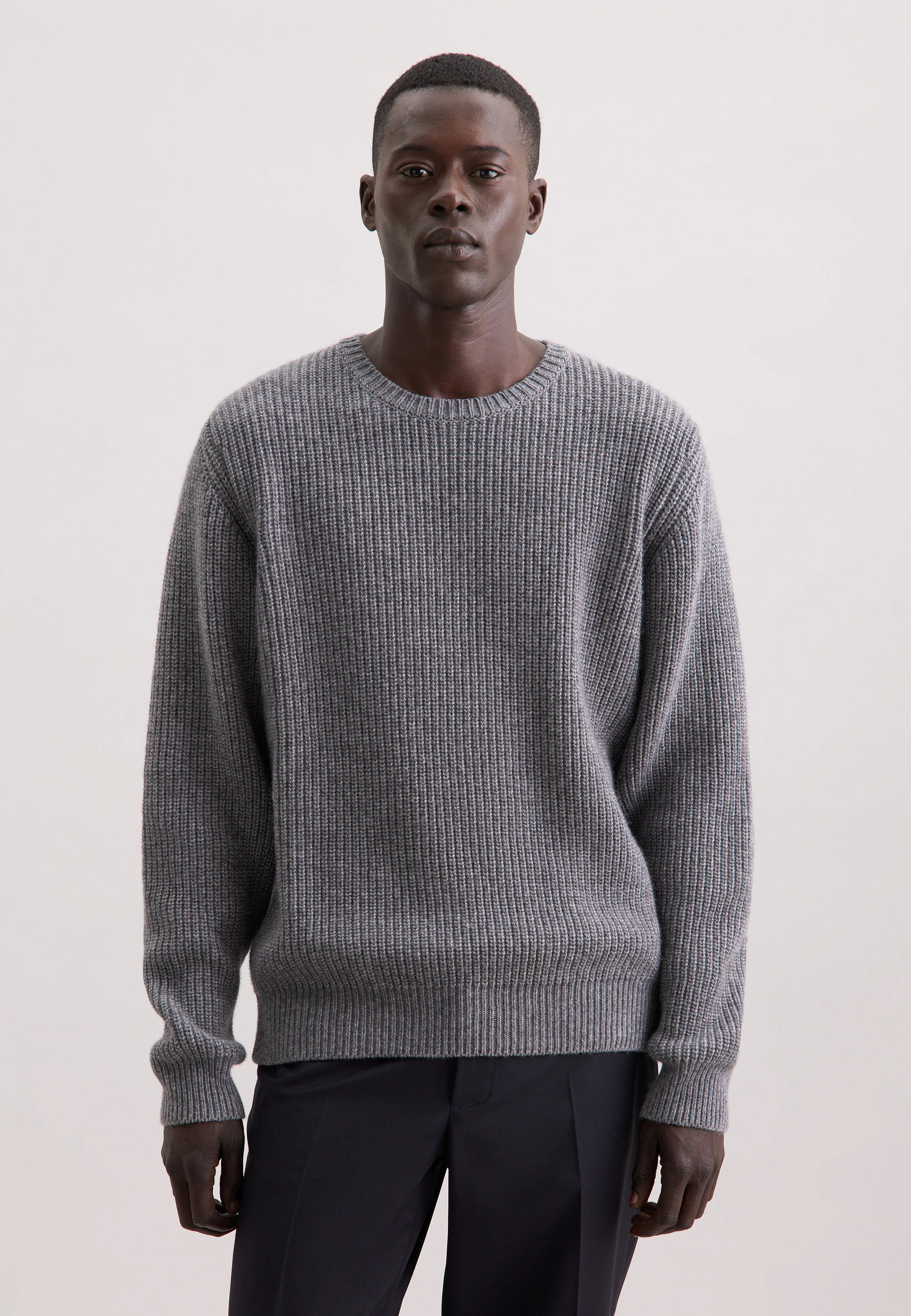 Regular Pullover Uni Grau