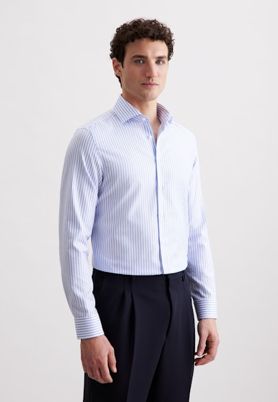 Shaped Business shirt Stripes in Mittelblau |  Seidensticker Onlineshop
