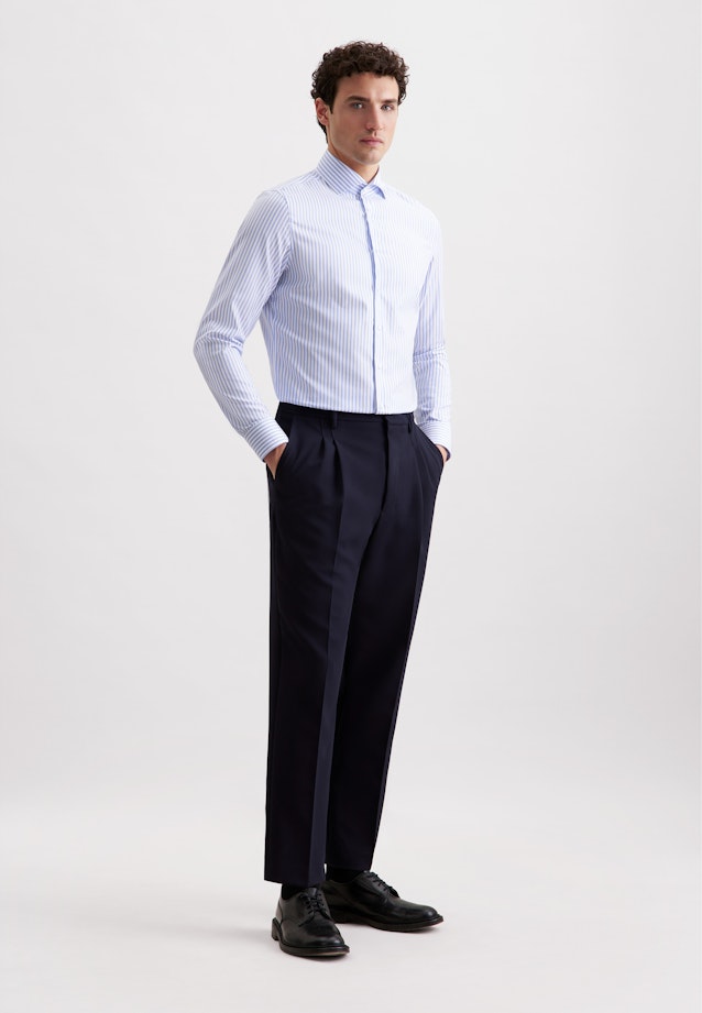 Shaped Chemise d'affaires Rayures in Bleu Moyen |  Seidensticker Onlineshop