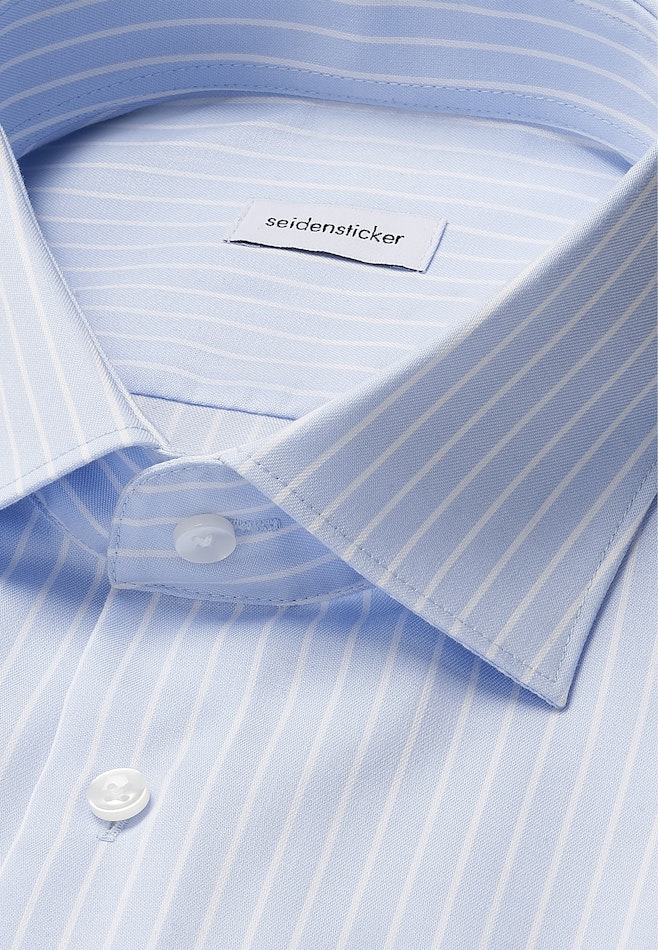Shaped Chemise d'affaires Rayures dans Bleu Clair | Boutique en ligne Seidensticker