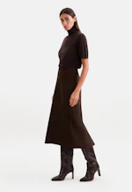 Suede skirt with dividing seams in midi length in Braun |  Seidensticker Onlineshop