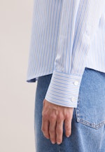 Getreifte Hemdbluse aus Baumwolltwill in Hellblau |  Seidensticker Onlineshop