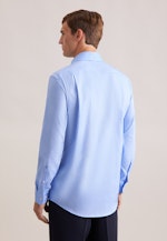 Regular Chemise d'affaires Uni in Bleu Moyen |  Seidensticker Onlineshop
