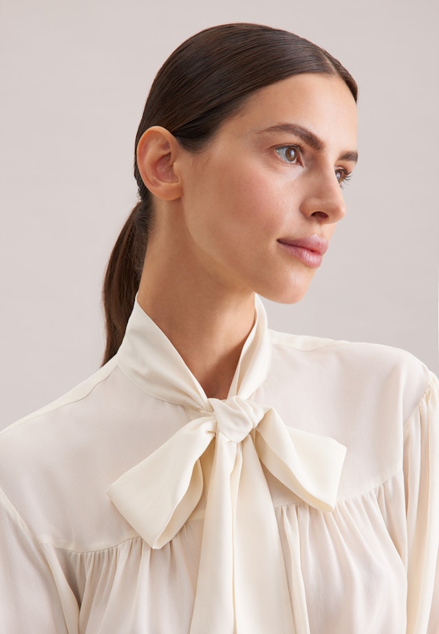 Schluppenbluse aus Viskose- Chiffon in Ecru |  Seidensticker Onlineshop