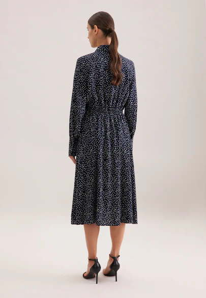 Hemdblusenkleid mit Tupfenprint in Dunkelblau |  Seidensticker Onlineshop