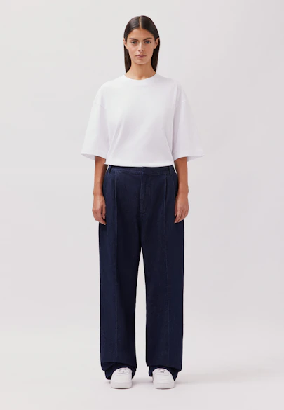 Wide-Leg Chino mit Bundfalten aus Blue Denim in Dunkelblau |  Seidensticker Onlineshop