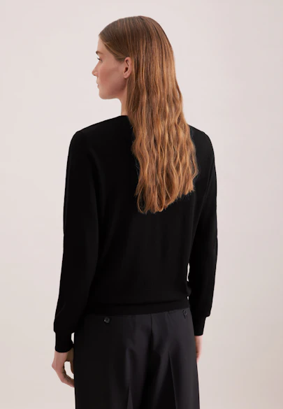 Un pull fin en tricot en laine et soie in Noir |  Seidensticker Onlineshop